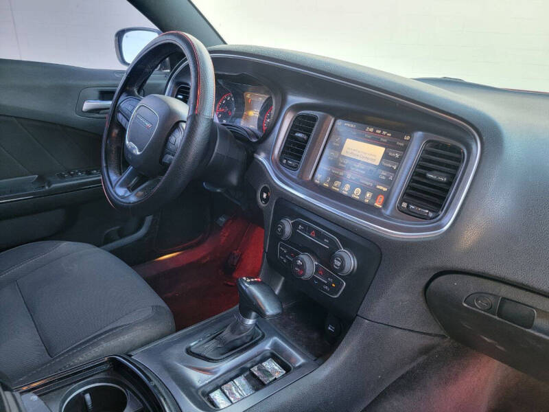 2016 Dodge Charger SXT