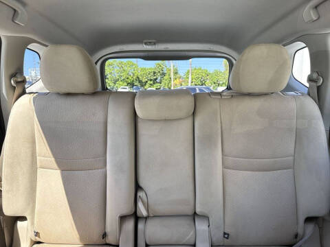 2016 Nissan Rogue S