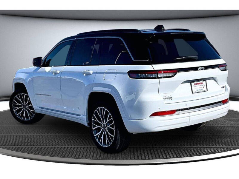 2026 Jeep Grand Cherokee Summit