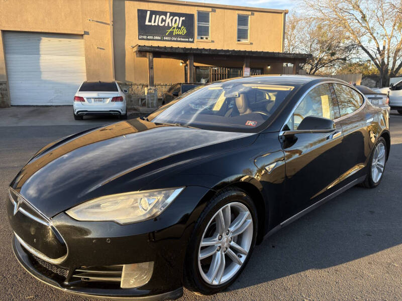 2015 Tesla Model S 85D