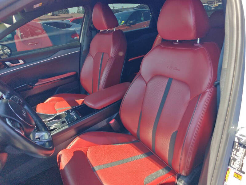 2023 Kia K5