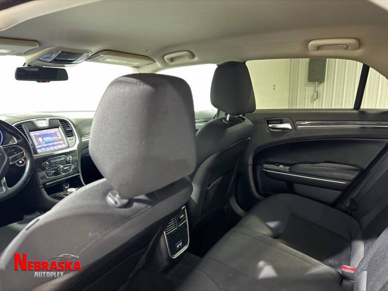 2019 Chrysler 300 Touring