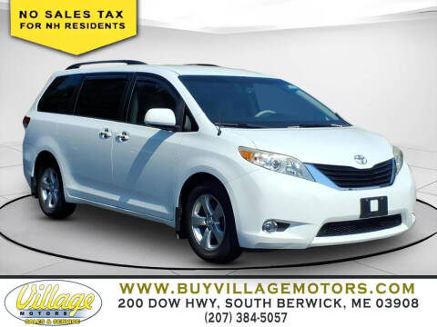 2014 Toyota Sienna LE 7-Passenger Auto Access Seat
