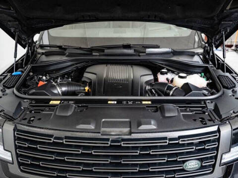 2025 Land Rover Range Rover P530 SE