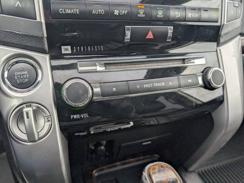 2013 Toyota Land Cruiser