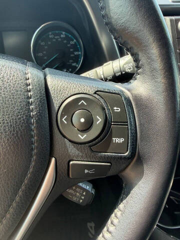 2017 Toyota RAV4 Hybrid SE
