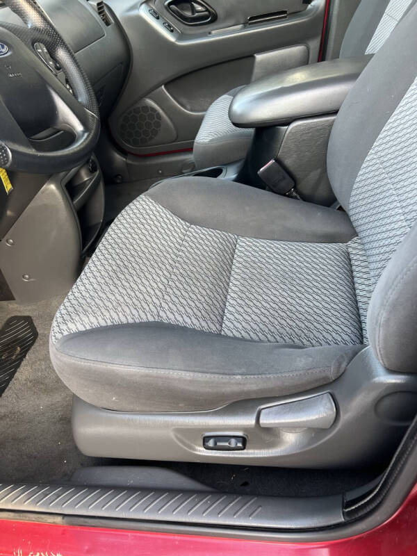 2003 Ford Escape XLT Popular 2