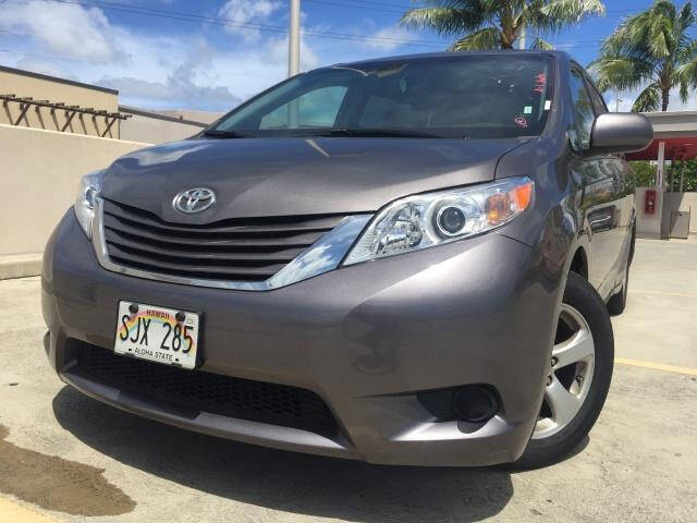 2015 Toyota Sienna LE 8-Passenger