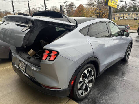 2022 Ford Mustang Mach-E Premium