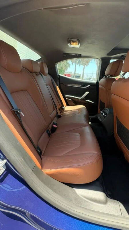 2014 Maserati Ghibli