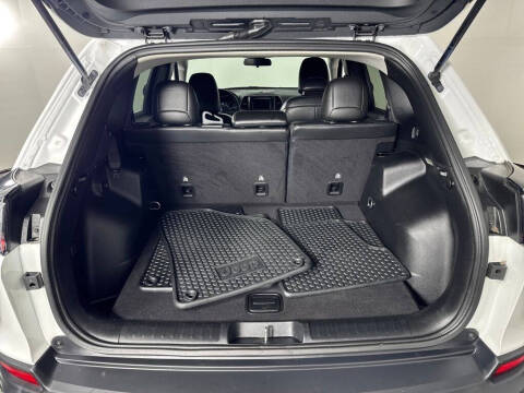 2019 Jeep Cherokee Altitude