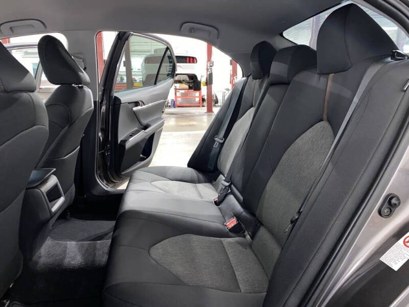 2018 Toyota Camry LE