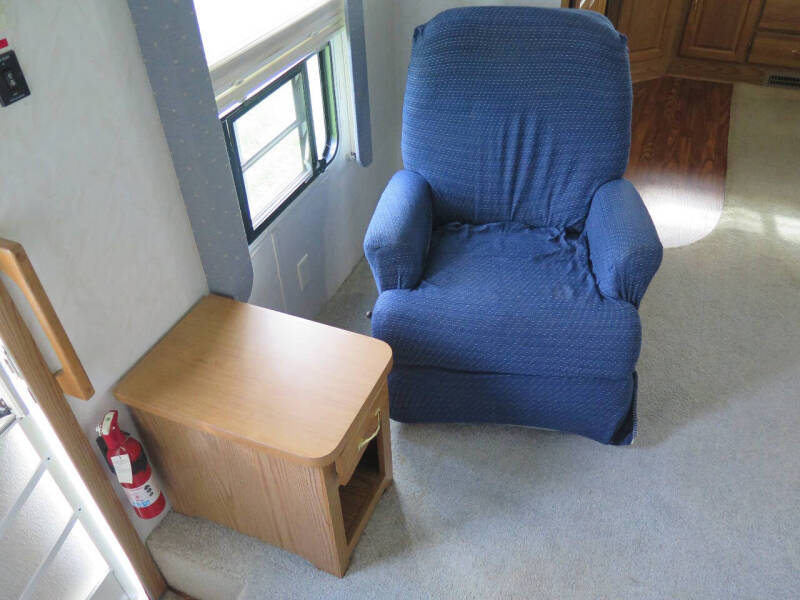 2000 Carriage Cameo F29RKS