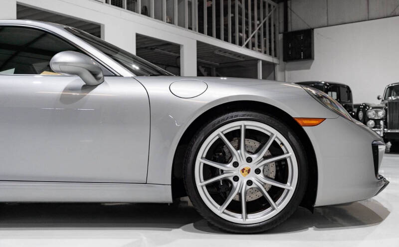 2019 Porsche 911 Carrera S