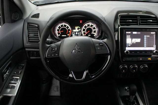2026 Mitsubishi Outlander Sport SE