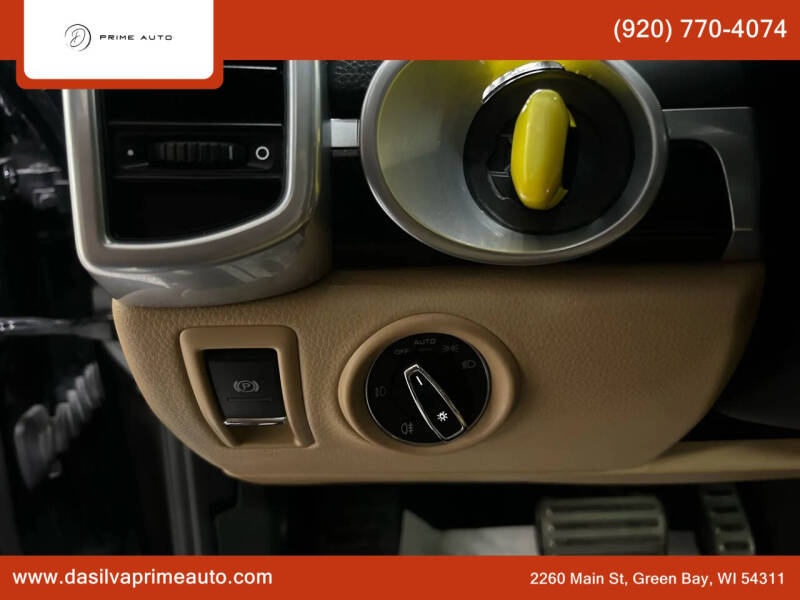 2016 Porsche Cayenne S