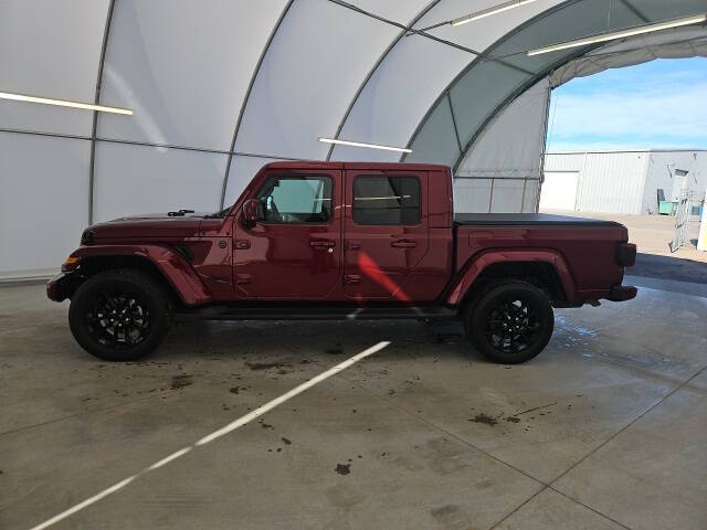 2021 Jeep Gladiator Overland