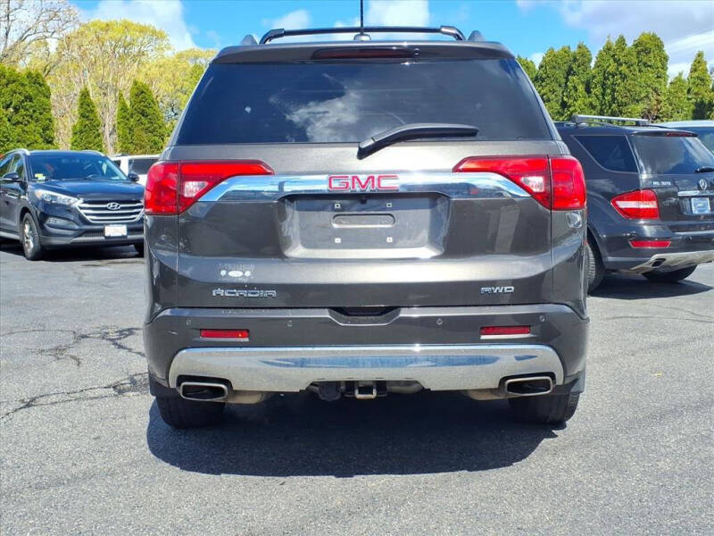 2019 GMC Acadia Denali