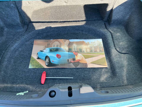 2002 Ford Thunderbird Deluxe