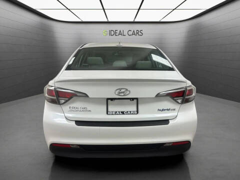 2016 Hyundai Sonata Hybrid SE