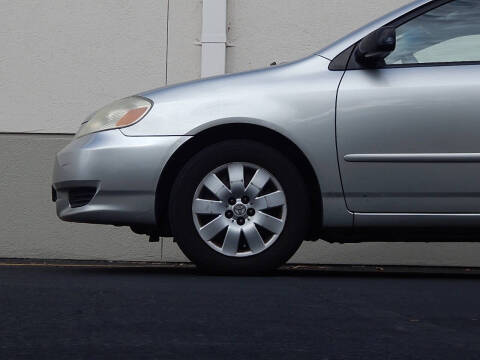 2003 Toyota Corolla LE