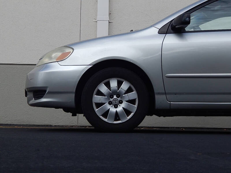 2003 Toyota Corolla LE