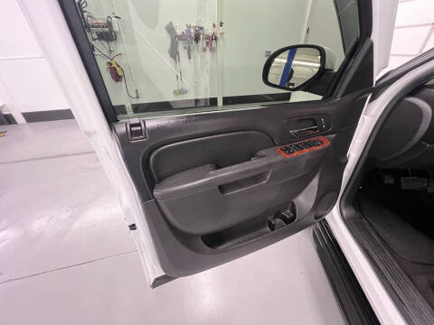 2014 Chevrolet Suburban LT