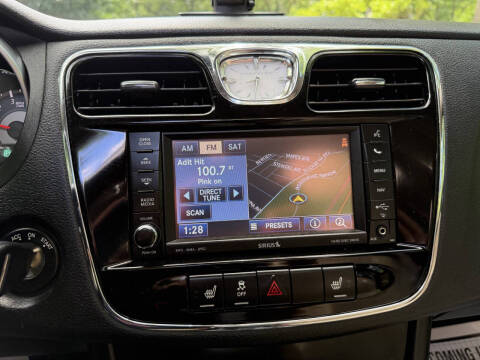 2012 Chrysler 200 Limited
