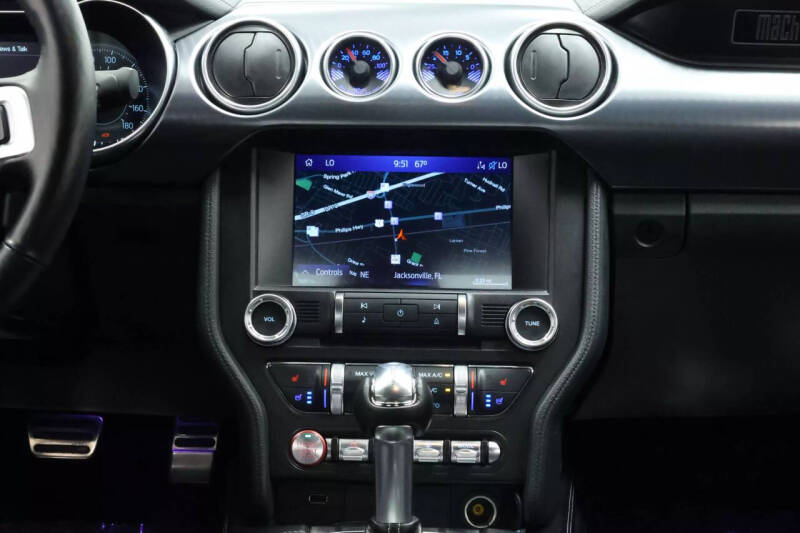 2022 Ford Mustang Mach 1