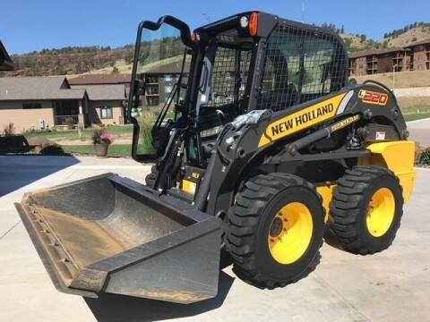 2015 New Holland L220