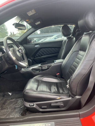 2012 Ford Mustang V6 Premium