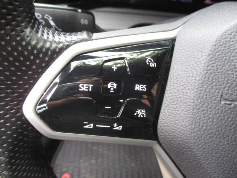 2023 Volkswagen Golf GTI S