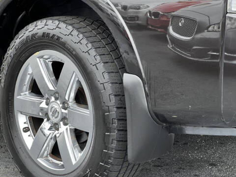 2011 Nissan Armada SV