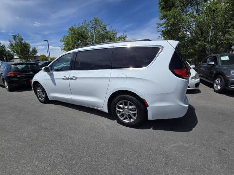 2021 Chrysler Pacifica Touring