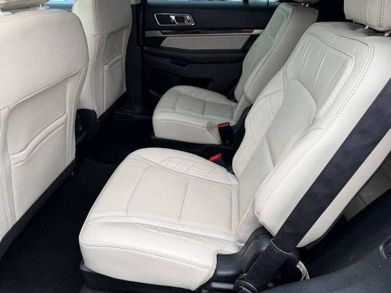 2018 Ford Explorer Platinum