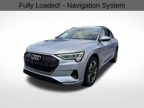 2022 Audi e-tron quattro Premium