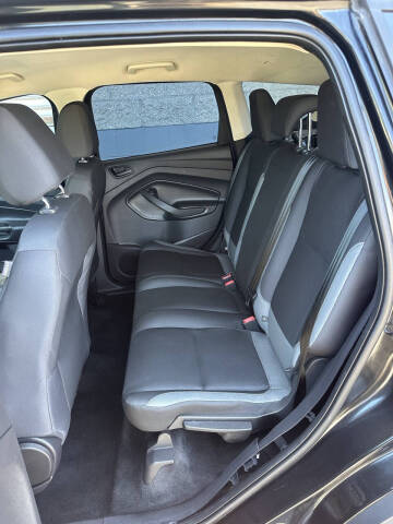 2015 Ford Escape S