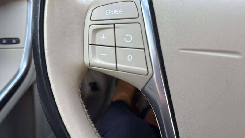 2015 Volvo S60 T5 Premier