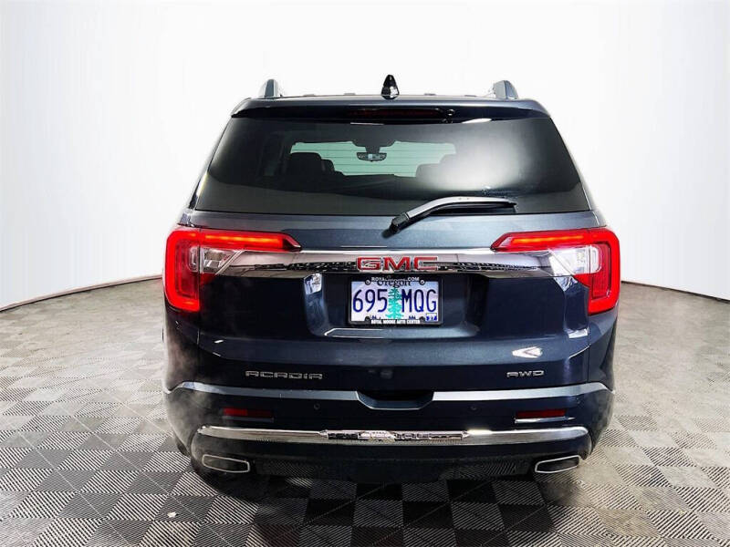 2021 GMC Acadia Denali