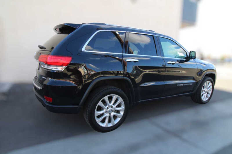 2017 Jeep Grand Cherokee