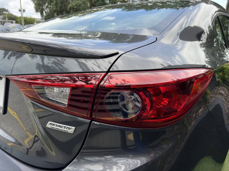 2015 Mazda MAZDA3 i Touring