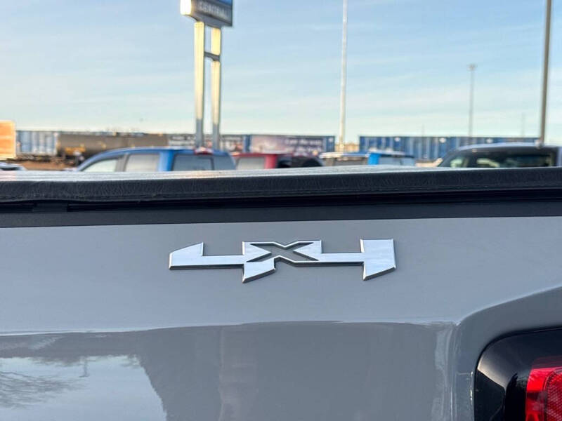 2024 GMC Sierra 1500 Elevation Standard