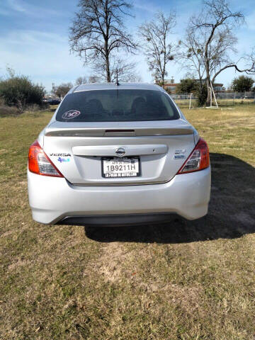 2017 Nissan Versa 1.6 S