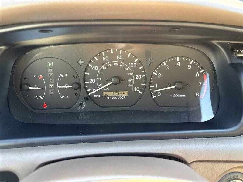 2000 Toyota Camry LE V6
