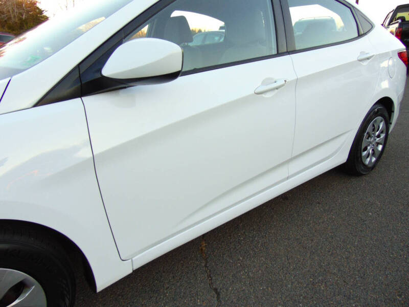 2017 Hyundai Accent SE