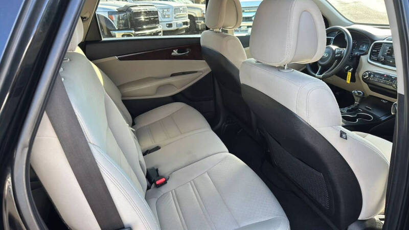 2016 Kia Sorento LX V6