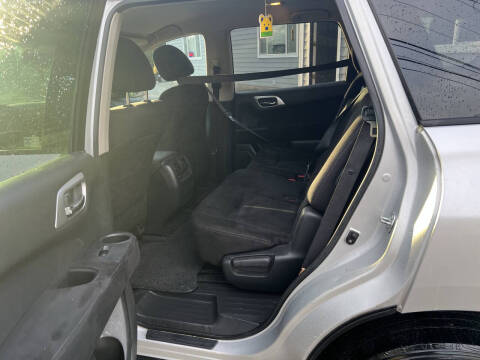 2014 Nissan Pathfinder S