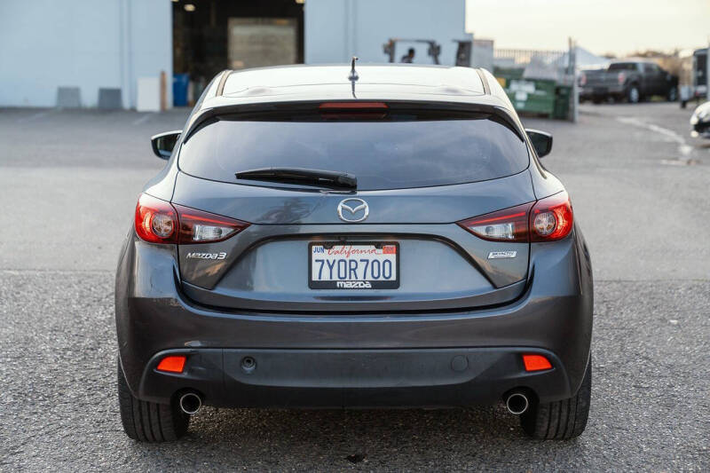 2016 Mazda MAZDA3 i Sport