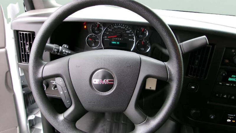2024 GMC Savana 2500