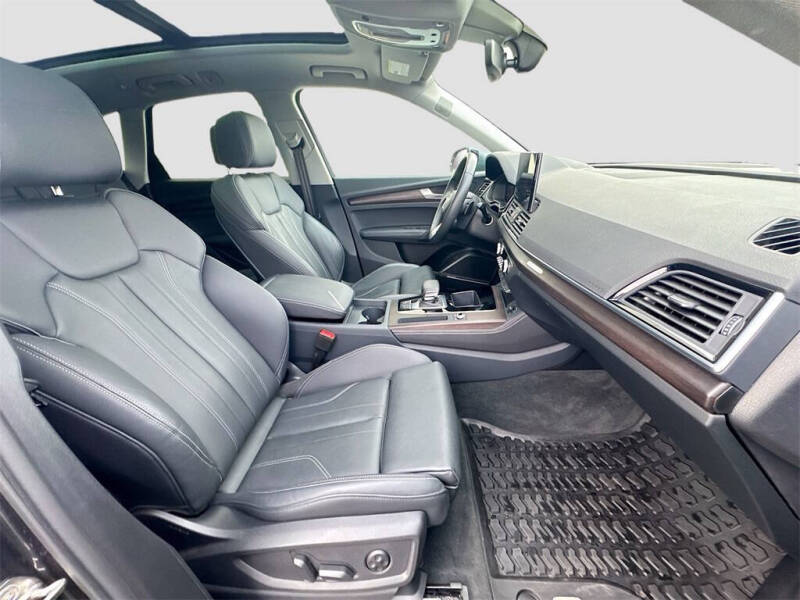 2025 Audi Q5 quattro S line Prem Plus 45 TFSI